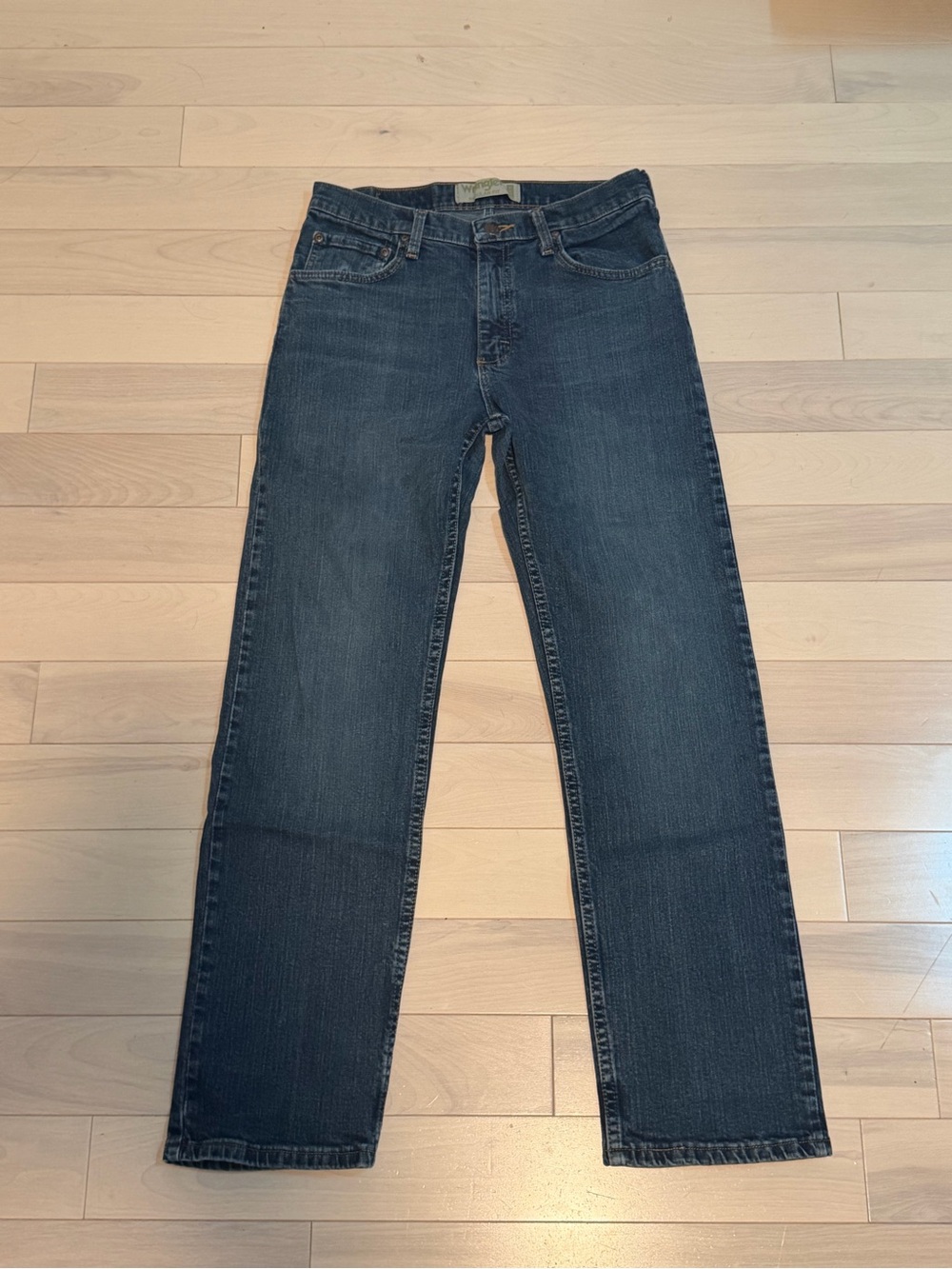 Men’s Wrangler Jeans Regular Fit 30x30 Men's Straight Jeans in Dark Blue